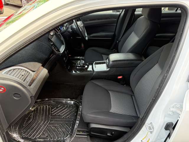 クライスラー ３００ Ｃ　ラグジュアリー H25年 (東北) 99