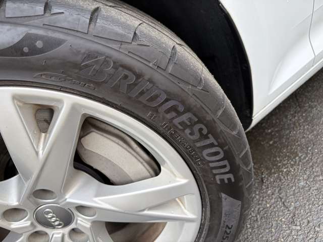 アウディ Ａ４ ２．０ ＴＦＳＩ クワトロ スポーツ ４ＷＤ R1年 (東北) 99