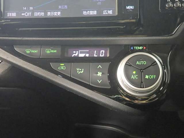トヨタ アクア １．５ Ｘ－ＵＲＢＡＮ H26年 (近畿) 99