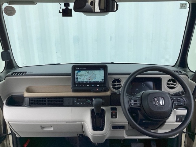 ホンダ Ｎ　ＢＯＸ ６６０ ファッションスタイル ２トーン R7年 (近畿) 99