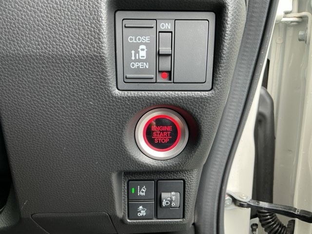 ホンダ Ｎ　ＢＯＸ カスタム ６６０ Ｌ R3年 (近畿) 99