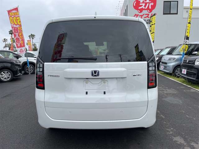 ホンダ フリード　ハイブリッド １．５ Ｅ：ＨＥＶ エアー ＥＸ R8年 (九州・沖縄) 99