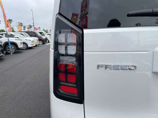 ホンダ フリード　ハイブリッド １．５ Ｅ：ＨＥＶ エアー ＥＸ R8年 (九州・沖縄) 99