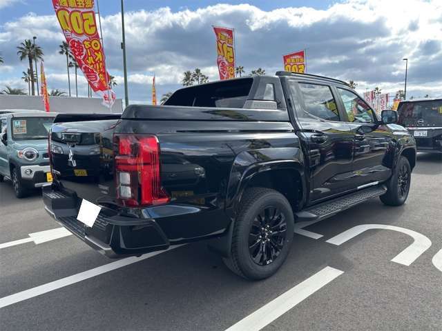 三菱 トライトン ２．４ ＧＳＲ ディーゼルターボ ４ＷＤ R7年 (九州・沖縄) 99
