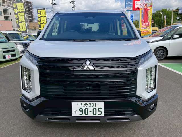 三菱 デリカ　Ｄ：５ ２．２ シャモニー 電動サイドステップ装着車 ディーゼルターボ ４ＷＤ R7年 (九州・沖縄) 99