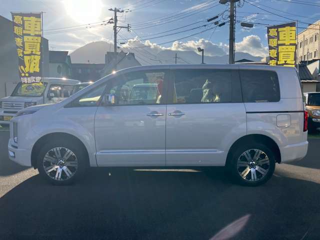 三菱 デリカ　Ｄ：５ ２．２ Ｐ ディーゼルターボ ４ＷＤ R7年 (九州・沖縄) 99