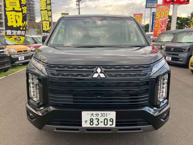 三菱 デリカ　Ｄ：５ ２．２ シャモニー 電動サイドステップ装着車 ディーゼルターボ ４ＷＤ R7年 (九州・沖縄) 99