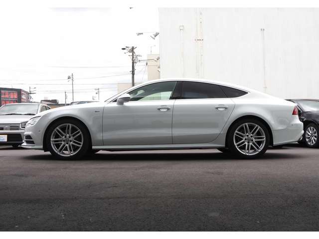 アウディ Ａ７　スポーツバック ２．０ ＴＦＳＩ クワトロ Ｓラインパッケージ ４ＷＤ H29年 (東海) 99
