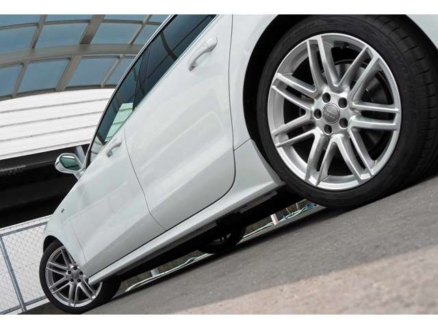 アウディ Ａ７　スポーツバック ２．０ ＴＦＳＩ クワトロ Ｓラインパッケージ ４ＷＤ H29年 (東海) 99