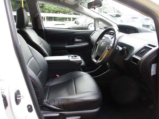 トヨタ プリウスΑ １．８ Ｓ ツーリングセレクション H28年 (関東) 99