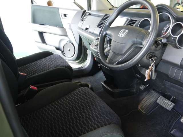 ホンダ クロスロード リフトアップ・新品ＭＴタイヤ・全塗装 H19年 (九州・沖縄) 99