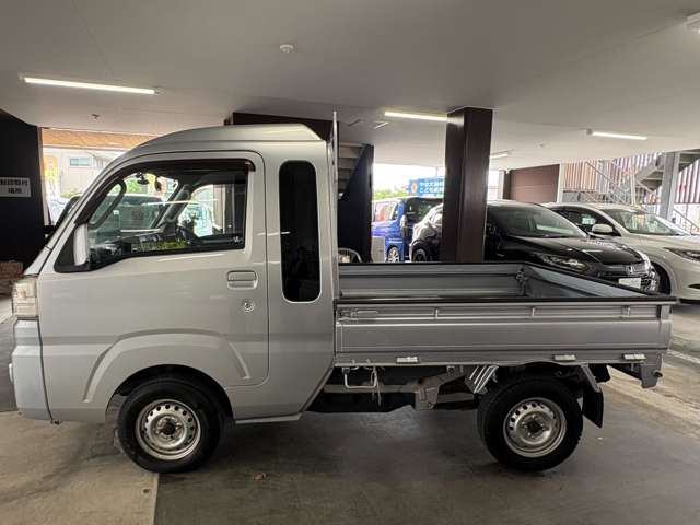 ダイハツ ハイゼットトラック ６６０ ジャンボ ３方開 ４ＷＤ H29年 (九州・沖縄) 99