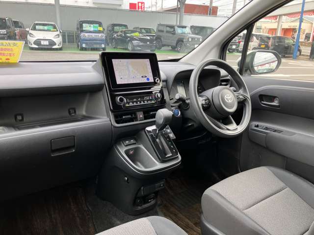トヨタ シエンタ　ハイブリッド ハイブリッド １．５ Ｇ R4年 (関東) 99