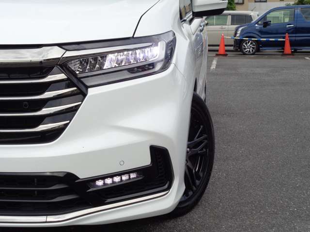 ホンダ オデッセイ　ハイブリッド ２．０ Ｅ：ＨＥＶ アブソルート ＥＸ R4年 (関東) 99