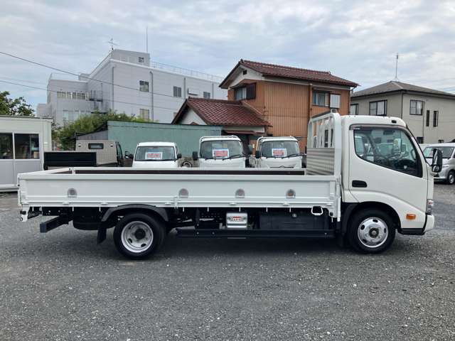 日野自動車 デュトロ 積載２トン R5年 (関東) 99