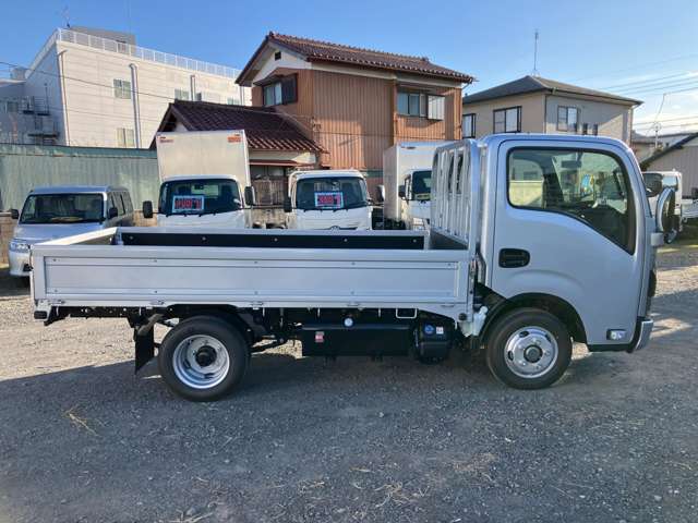 日産 アトラス １．９ フルフラットロー R7年 (関東) 99