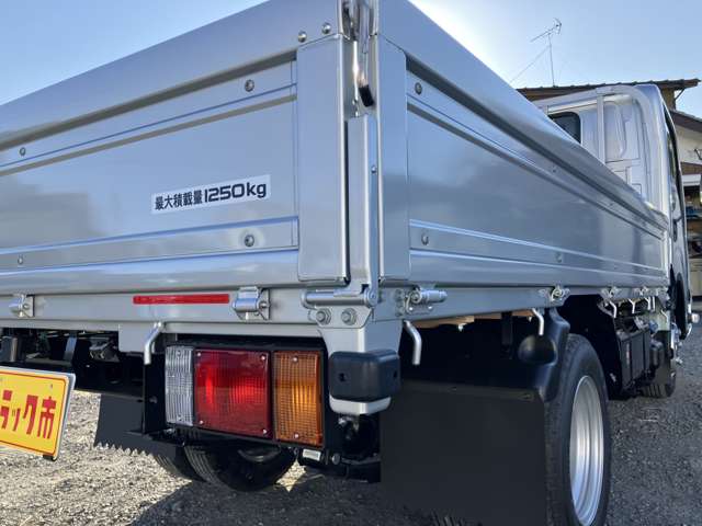 日産 アトラス １．９ フルフラットロー R7年 (関東) 99