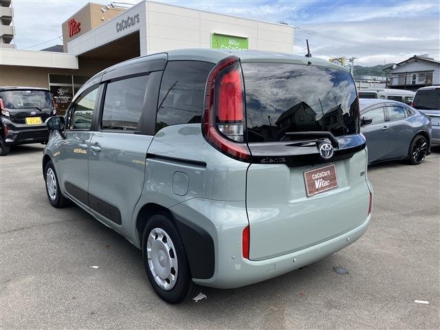 トヨタ シエンタ　ハイブリッド ハイブリッド １．５ Ｇ R5年 (中国) 99