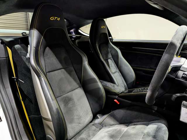 ポルシェ ７１８ケイマン ＧＴ４ R2年 (関東) 99