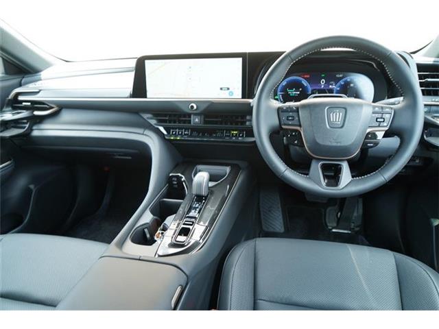 トヨタ クラウンエステート　ハイブリッド ２．５ Ｚ Ｅ－ＦＯＵＲ ４ＷＤ R7年 (中国) 99