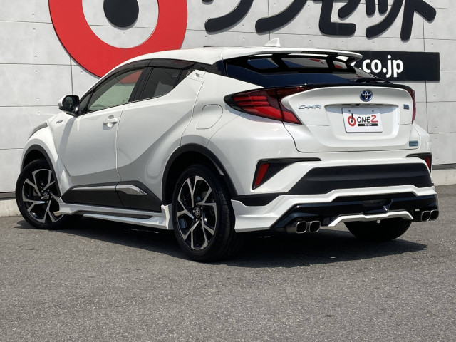 トヨタ Ｃ−ＨＲ ハイブリッド １．８ Ｇ R2年 (四国) 99