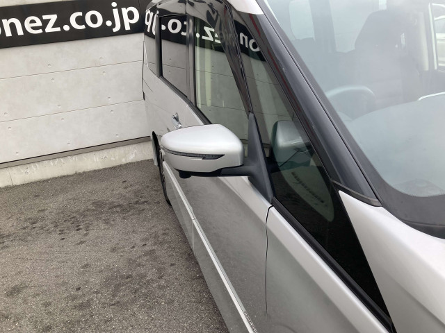 日産 セレナ ２．０ ハイウェイスター Ｖ R3年 (四国) 99