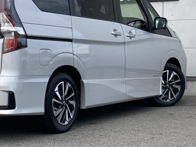 日産 セレナ ２．０ ハイウェイスター Ｖ R3年 (四国) 99