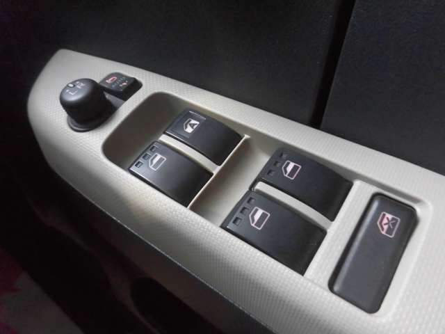 ダイハツ ミラ　トコット ６６０ Ｘ ＳＡＩＩＩ R2年 (東海) 99