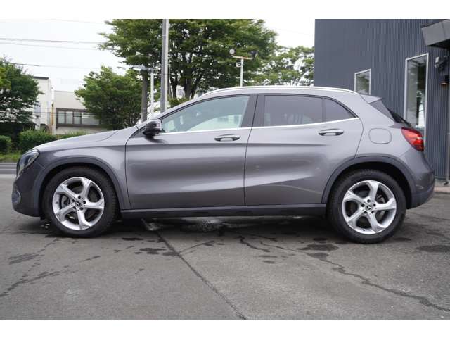 メルセデスベンツ ＧＬＡクラス ＧＬＡ２２０ ４マチック ４ＷＤ R1年 (東北) 99