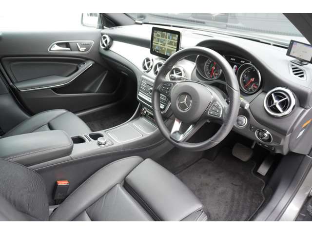 メルセデスベンツ ＧＬＡクラス ＧＬＡ２２０ ４マチック ４ＷＤ R1年 (東北) 99