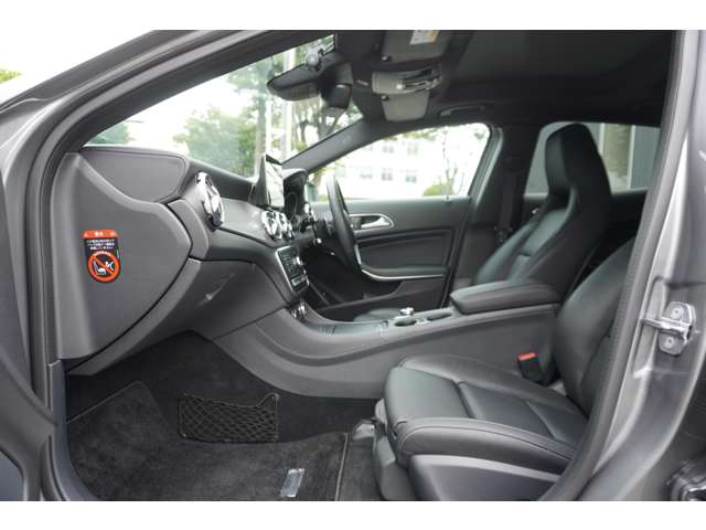 メルセデスベンツ ＧＬＡクラス ＧＬＡ２２０ ４マチック ４ＷＤ R1年 (東北) 99