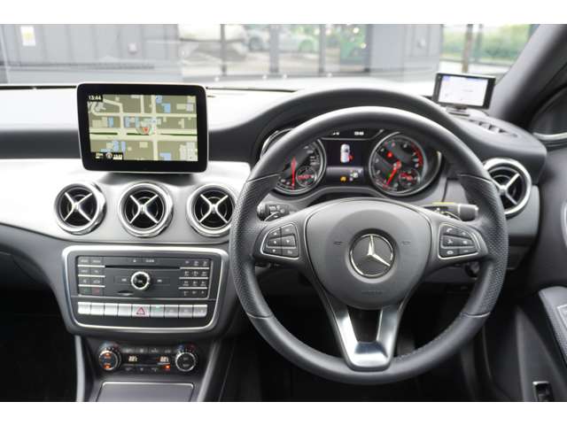 メルセデスベンツ ＧＬＡクラス ＧＬＡ２２０ ４マチック ４ＷＤ R1年 (東北) 99