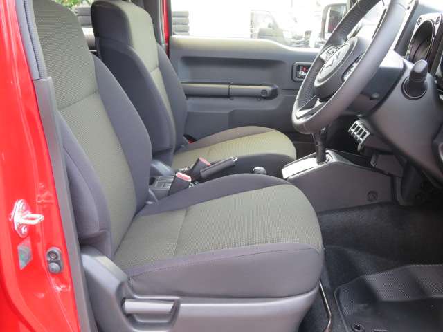 スズキ ジムニー　ノマド １．５ ＦＣ ４ＷＤ R8年 (関東) 99