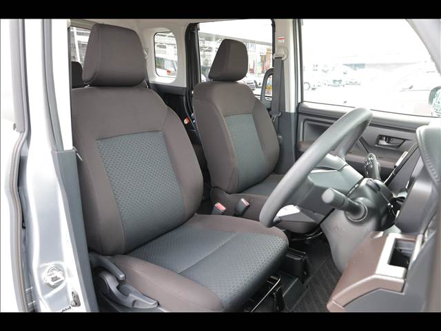 トヨタ ルーミー １．０ Ｇ－Ｔ R4年 (関東) 99