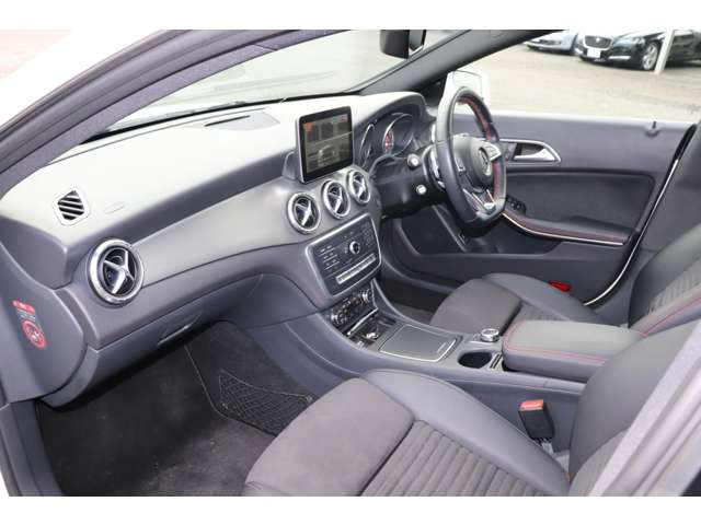 メルセデスベンツ ＣＬＡクラス ＣＬＡ１８０　スポーツ H28年 (九州・沖縄) 99