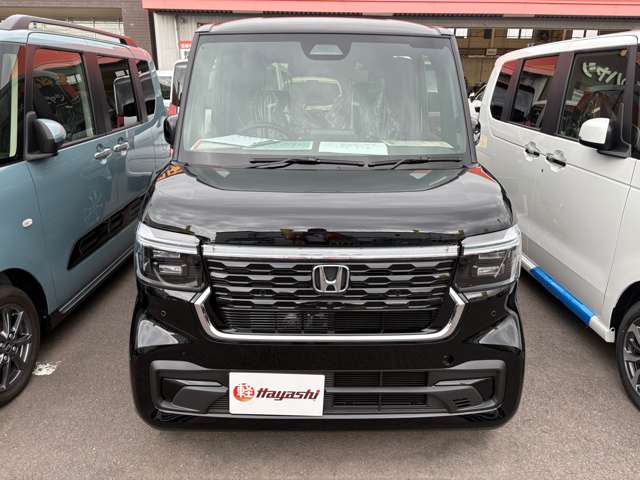 ホンダ Ｎ　ＢＯＸ カスタム ６６０ R8年 (四国) 99