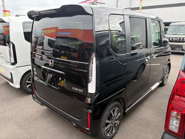 ホンダ Ｎ　ＢＯＸ カスタム ６６０ R8年 (四国) 99