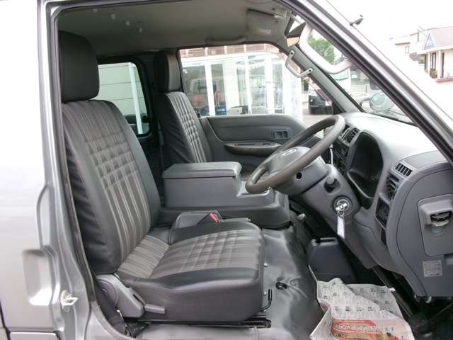 マツダ ボンゴバン １．８ ＤＸ 低床 ４ＷＤ H29年 (東北) 99