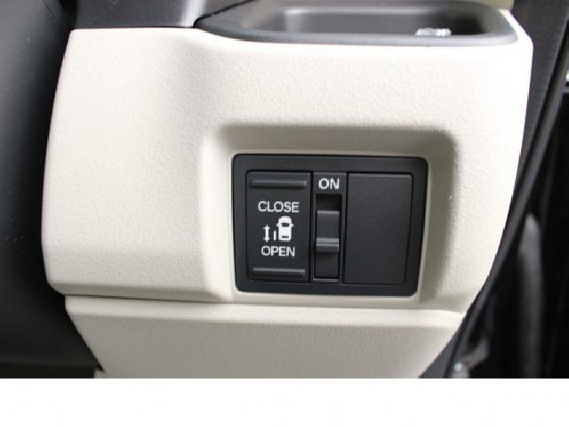 ホンダ Ｎ　ＢＯＸ ６６０ R8年 (四国) 99