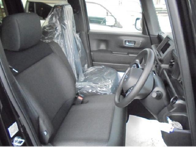 ホンダ Ｎ　ＢＯＸ カスタム ６６０ R8年 (四国) 99