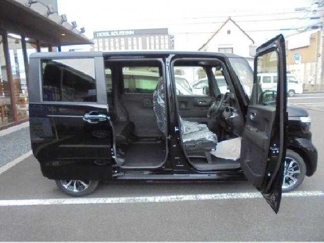 ホンダ Ｎ　ＢＯＸ カスタム ６６０ R8年 (四国) 99