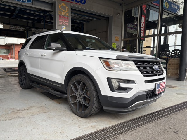 フォード エクスプローラー ＸＬＴ ４ＷＤ H27年 (東北) 99