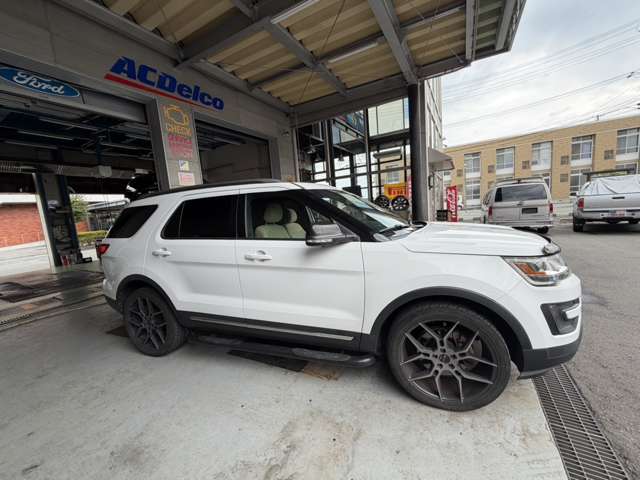 フォード エクスプローラー ＸＬＴ ４ＷＤ H27年 (東北) 99