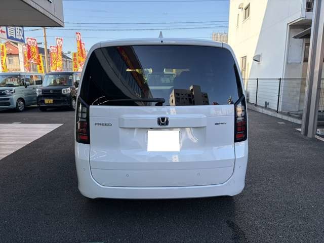 ホンダ フリード　ハイブリッド １．５ Ｅ：ＨＥＶ エアー R8年 (九州・沖縄) 99