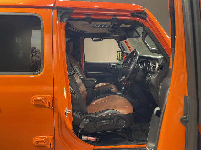 ジープ ラングラー　アンリミテッド アンリミテッド サハラ ３．６Ｌ ４ＷＤ R1年 (関東) 99