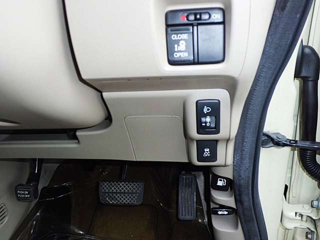 ホンダ Ｎ　ＢＯＸ ６６０ Ｇ Ｌパッケージ H24年 (東海) 99
