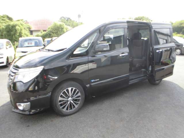 日産 セレナ ２．０ ハイウェイスター Ｖセレクション＋ＳＡＦＥＴＹ Ｓ－ＨＹＢＲＩＤ H27年 (東海) 99