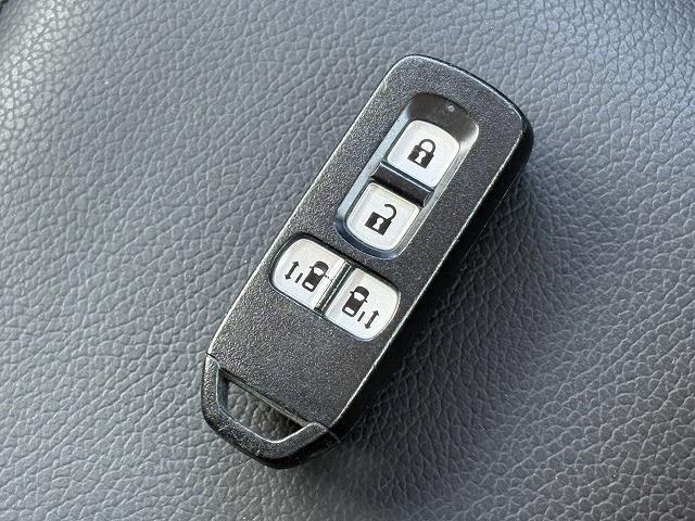 ホンダ Ｎ　ＢＯＸ ６６０ カスタムＧ ターボ Ｌパッケージ H29年 (近畿) 99