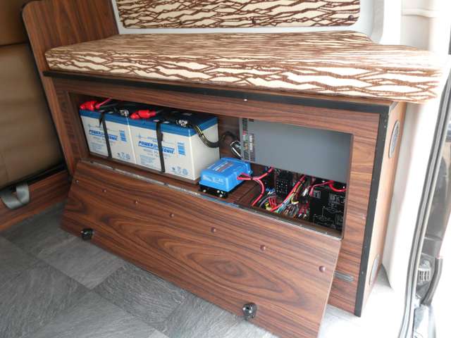 トヨタ ハイエースバン デルタリンク H28年 (関東) 99