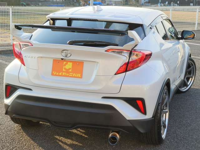 トヨタ Ｃ−ＨＲ １．２ Ｓ－Ｔ R4年 (関東) 99